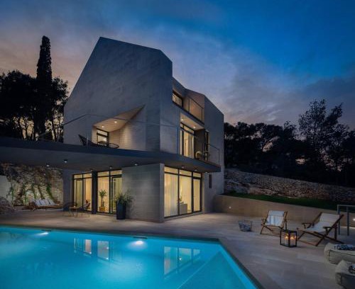 Sutivan Villa | Unique 4-Bedroom Villa SemperVivum with pool in Sutivan