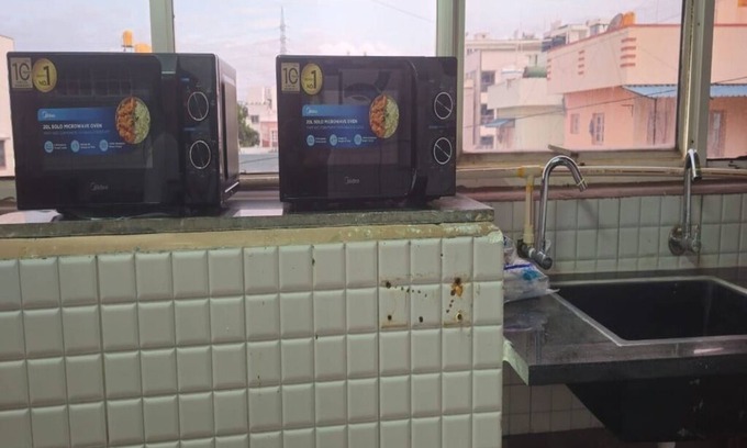 Electronics City Apartment | Unique 4 Rooms Apartment E City Parappana Agrahara