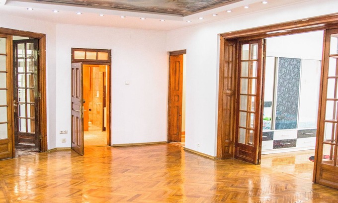 Bucharest City-Centre House | Unique apartment situated in the real heart of Bucharest