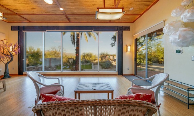 Tucson House | Unique Home/Private/5 BR 2 BA/Yoga/4 Acres
