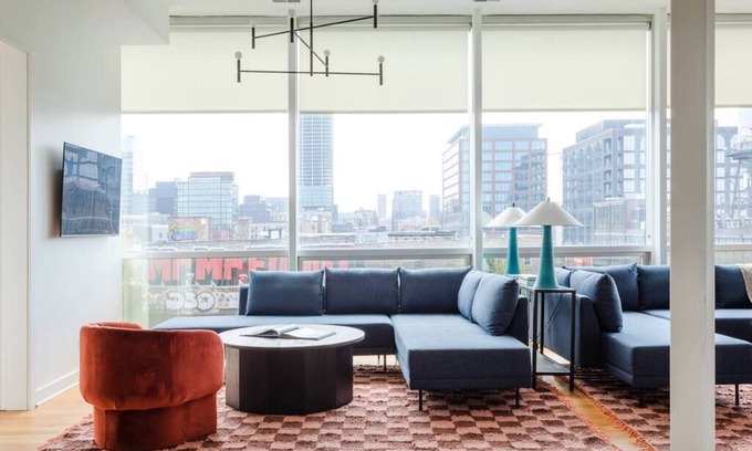 West Town Apartment | Unique Luxury Fulton Market Penthouse - Sleeps 32