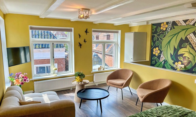 Dokkum Apartment | Unique town house in Dokkum close to Wadden Sea