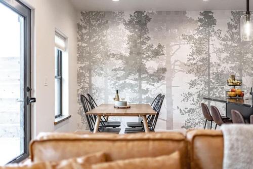 Driggs House | Unique Townhome with AC Garage Patio