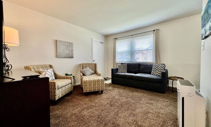 Trenton Apartment | Unit 1 -17 S First Street · Trenton`s apartment on First