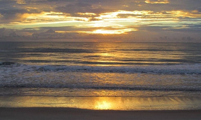 Ocean Grove Terrace Condo | Unit 3 Oceanside 2Bd 1Ba Condos In Ormond-By-The-Sea w/ Large Private Beach Deck