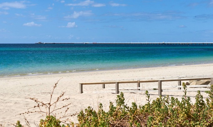 West Busselton Apartment | Unit 4 Family friendly accommodation close to the beach