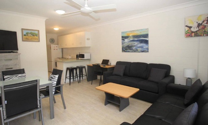 Arcadia Apartment | Unit 5 Beachcomber, Arcadia