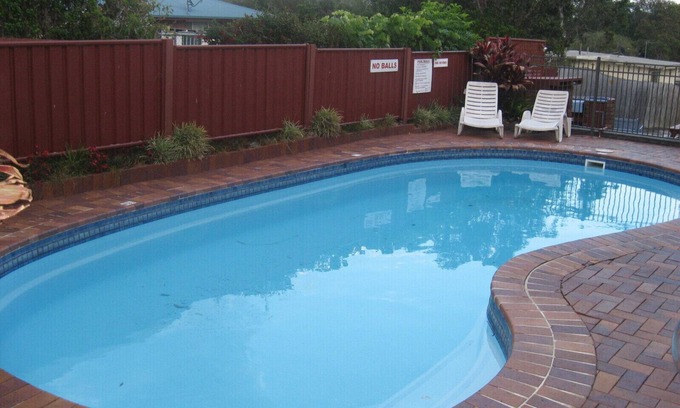 Scotts Head Apartment | Unit with Wi-Fi & Air Conditioning