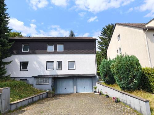 Hustadt House | Unterkunft Uni-nähe