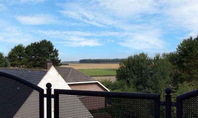 Sluis House | Unwind in Room Near Scenic Het Zwin for Adventure Lovers - 4 Units