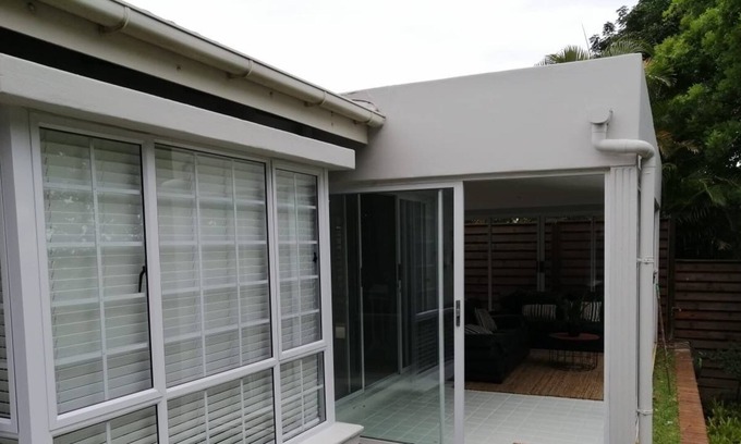 Durban North Cottage | Upmarket 2bedroom /2bathroom Cottage