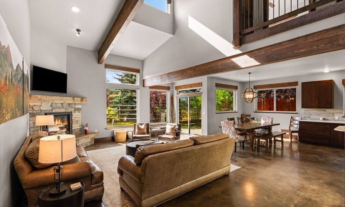 Big Sky House | Upscale Alpine Home | Hot Tub, Deck + 15min Resort