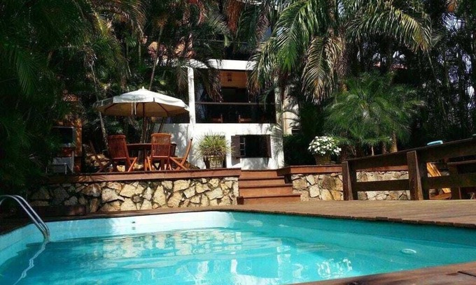 Praia do Rosa Villa | Upscale house in Praia do Rosa