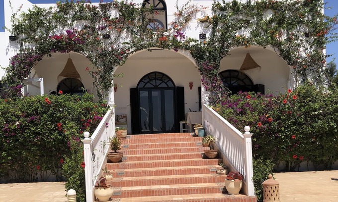 Essaouira House | Upscale villa in nest garden with big pool for inside zen and outside fun