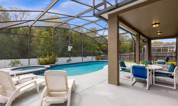 Crescent Lakes House | Upstay Home w Pool, Hot Tub & Patio - Pet Friendly