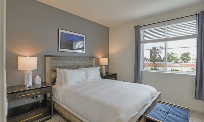 Pilgrim - Triton Apartment | Urban Flat| New Foster City Suite| Fully Sanitized