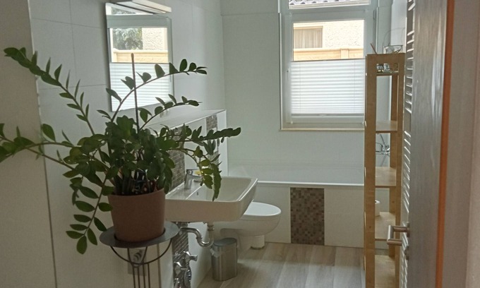 Kaulsdorf Apartment | Urban green 1