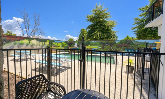 Rotorua Hotel | Urban Lounge Sleepery, SureStay Collection by BW