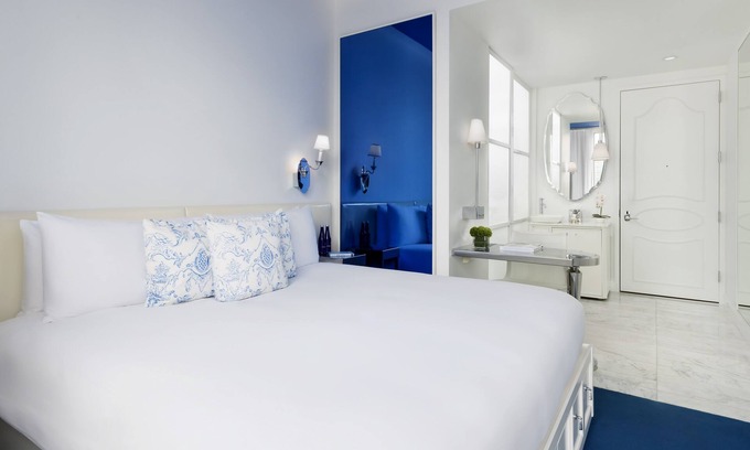 SoHo Hotel | Urban Luxury Experience in NYC! Pet-friendly Hotel near Madison Square Garden!