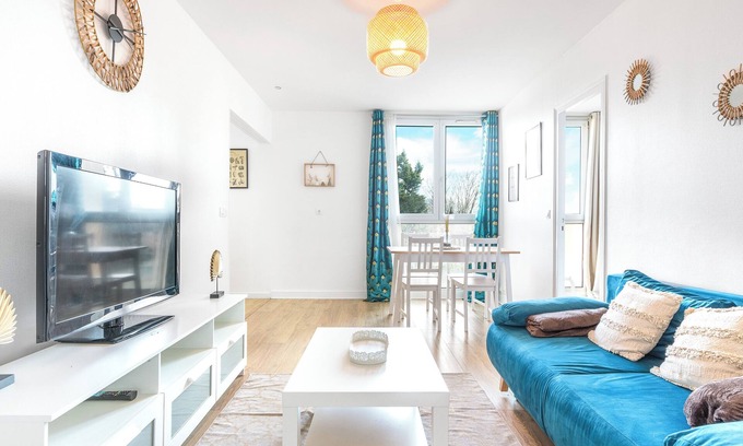 Thiais Apartment | Urban Paradise - Orly 5 min and Paris 10 min away