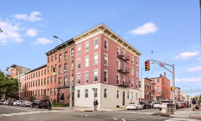 Hoboken Apartment | Urban Style 2BR in Hoboken