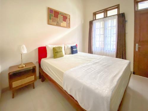 Jember Hotel | Urbanview Raden Mansion Jember