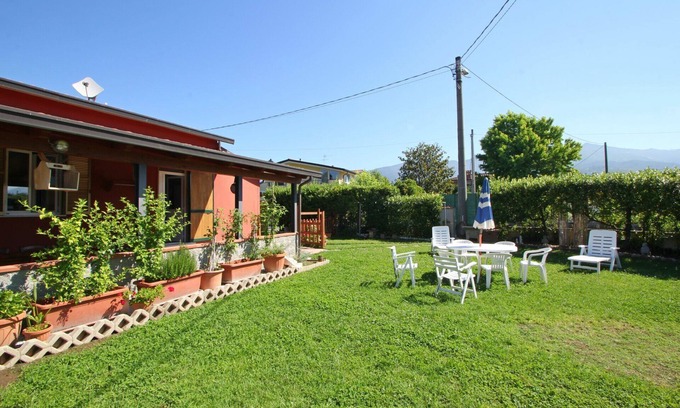 Ronchi Apartment | Utopia - House at 1,4Km from the Sea for 5 People with Garden