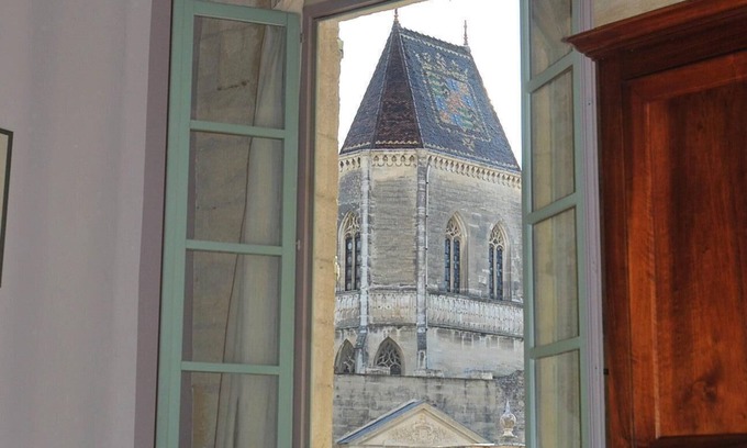 Uzes Apartment | Uzes : lovely 18th century apartment overlooking on the castle