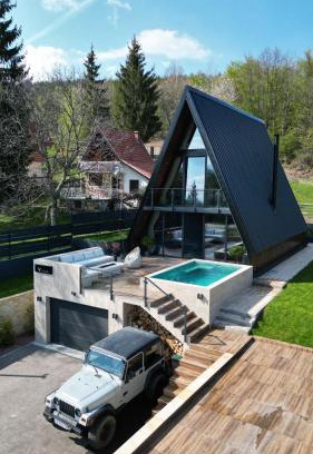 Central Serbia Ski Chalet | V house Goc