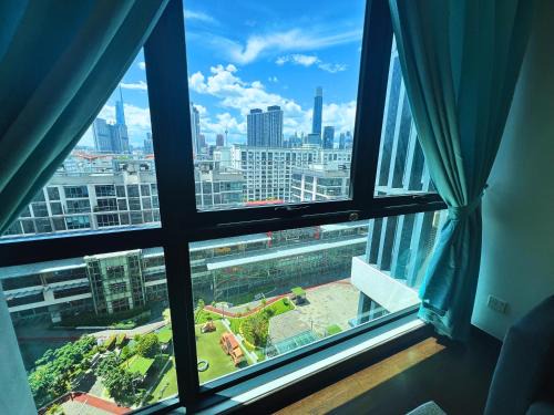 Maluri Apartment | V Residence Sunway Velocity Kuala Lumpur by Vivid Stay