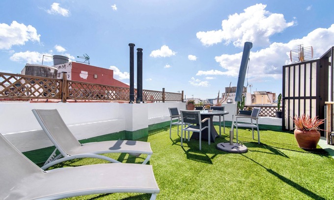 Vegueta House | Vacation Home 'Apto Tatiana - Casa San Marcial' with Private Terrace and Wi-Fi