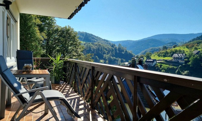 Bad Peterstal-Griesbach Apartment | Vacation apartment Panter- dream view in the Black Forest