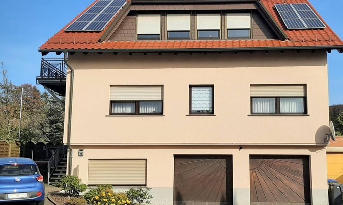 Uchtelfangen Apartment | Vacation apartment in Humes - Ferienwohnung Egler