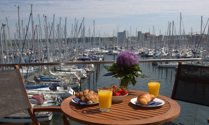 Heiligenhafen Apartment | Vacation apartment/apartment for 4 guests with 63m² in Heiligenhafen (20823)