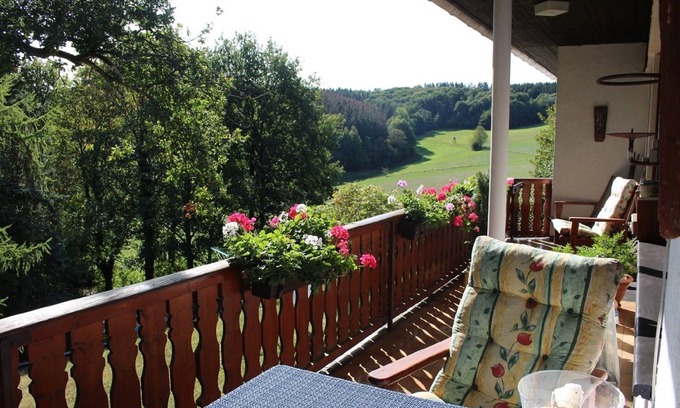 Wilnsdorf Apartment | Vacation apartment (90sqm) with large balcony