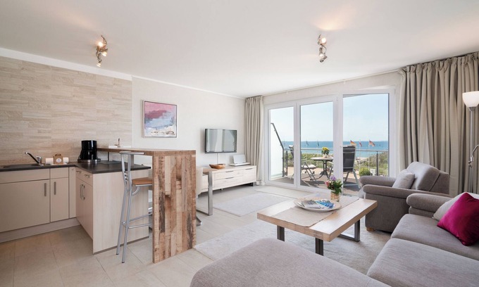 Pelzerhaken Apartment | Vacation apartment "Seebrücke" for 2 persons Baltic Sea view - allergy friendly