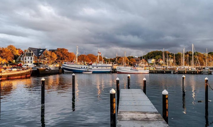 Heikendorf Apartment | Vacation apartment "Grote Koje", Heikendorf/Kiel Fjord, Baltic Sea