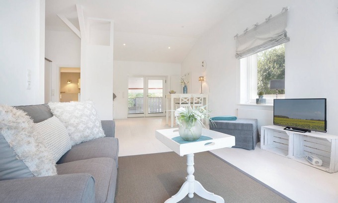 Bosau Apartment | Vacation apartment Großer Plöner See on the Plöner See golf course in Bosau