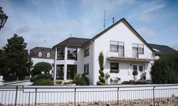 Leiwen Apartment | Vacation apartment Marie - Holiday apartment