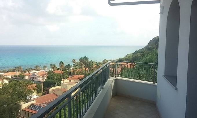 Torre Ruffa Apartment | Vacation apartments 200 meters from the sea and with private access to the beach