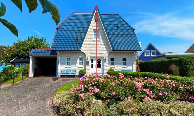 Kalifornien House | Vacation home Friesenhaus for 2 in Schönberg-Kalifornien