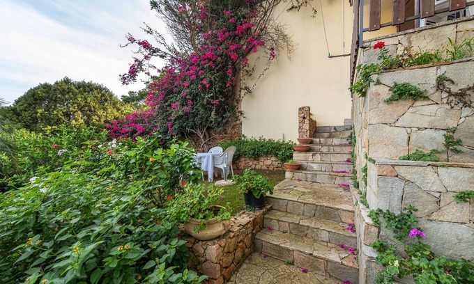 Chia House | Vacation Home “Chia B” Close to Beach with Sea View & Garden
