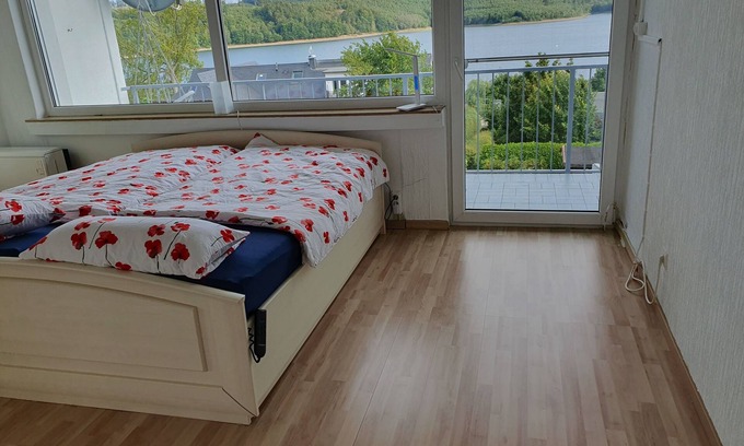 Langscheid House | Vacation home with panoramic view of Lake Sorpe - only 50 meters to the lake