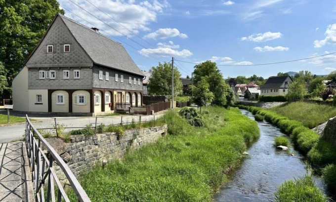 Grossschoenau House | Vacation home Hexe by Interhome