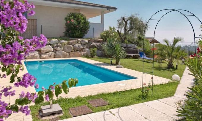 Soiano del Lago House | Vacation home Bellavista in Moniga del Garda - 6 persons, 3 bedrooms