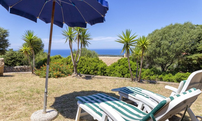 Paduledda House | Vacation Home "Fantastico Quadrilocale Vista Mare" with Sea View