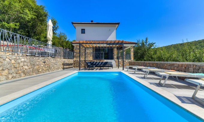 Novi Vinodolski House | Vacation home Kal by Interhome