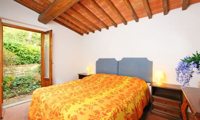 Fano House | Vacation home Podere Berrettino in Reggello - 6 persons, 3 bedrooms