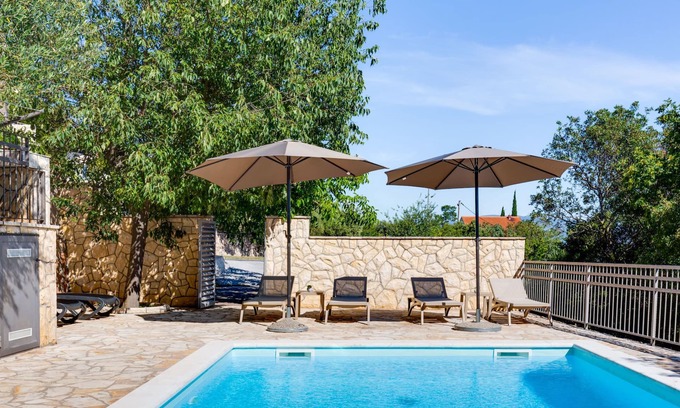 Maslenica House | Vacation home Relax by Interhome