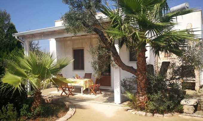Torre Suda House | Vacation Home Villetta Relax Salento close to the Sea with Terrace & Garden